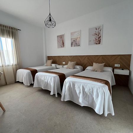Hostal Parador De Los Llanos Torreorgaz Εξωτερικό φωτογραφία