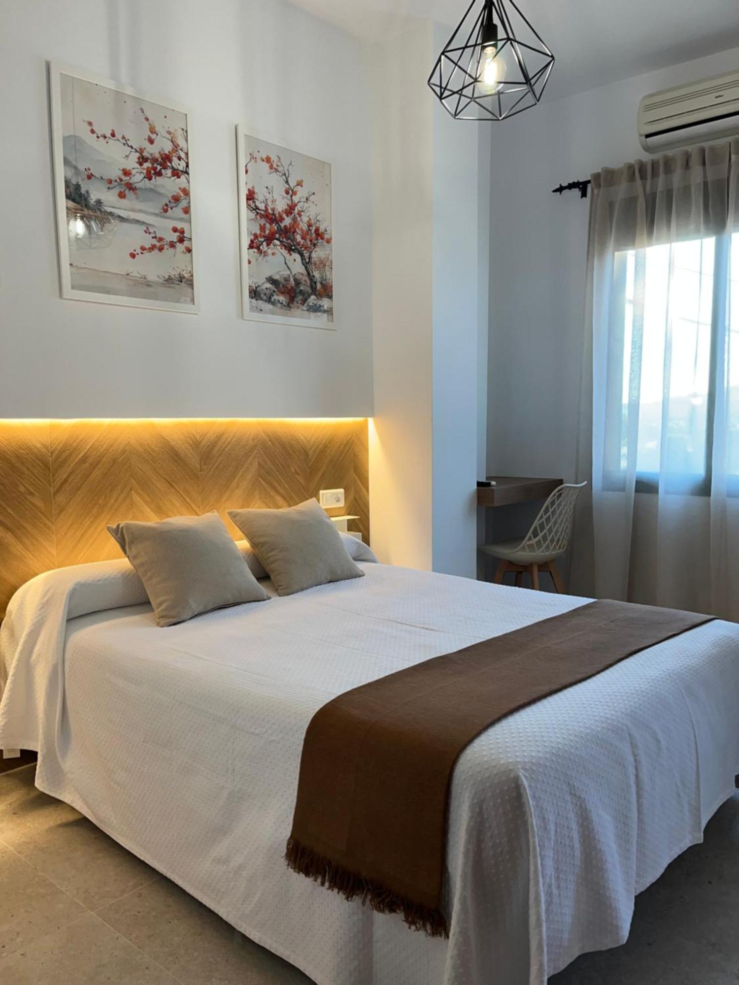 Hostal Parador De Los Llanos Torreorgaz Εξωτερικό φωτογραφία