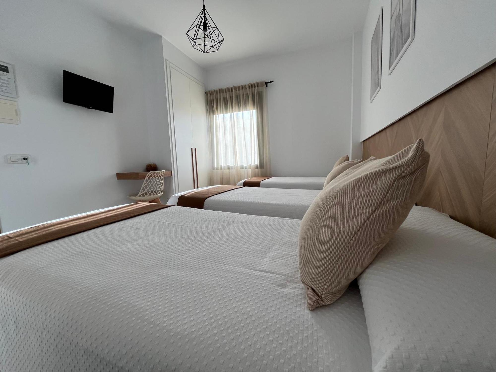 Hostal Parador De Los Llanos Torreorgaz Εξωτερικό φωτογραφία