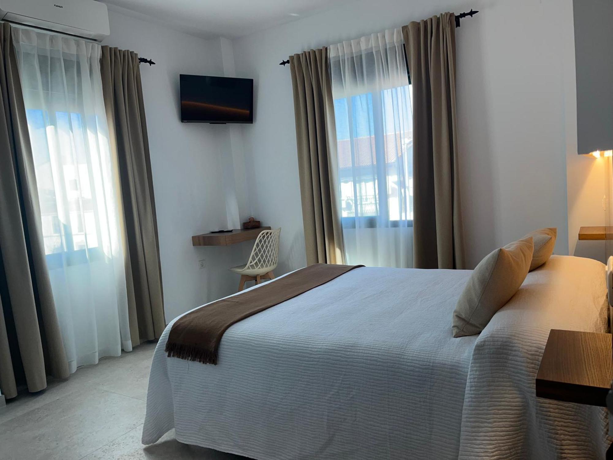 Hostal Parador De Los Llanos Torreorgaz Εξωτερικό φωτογραφία