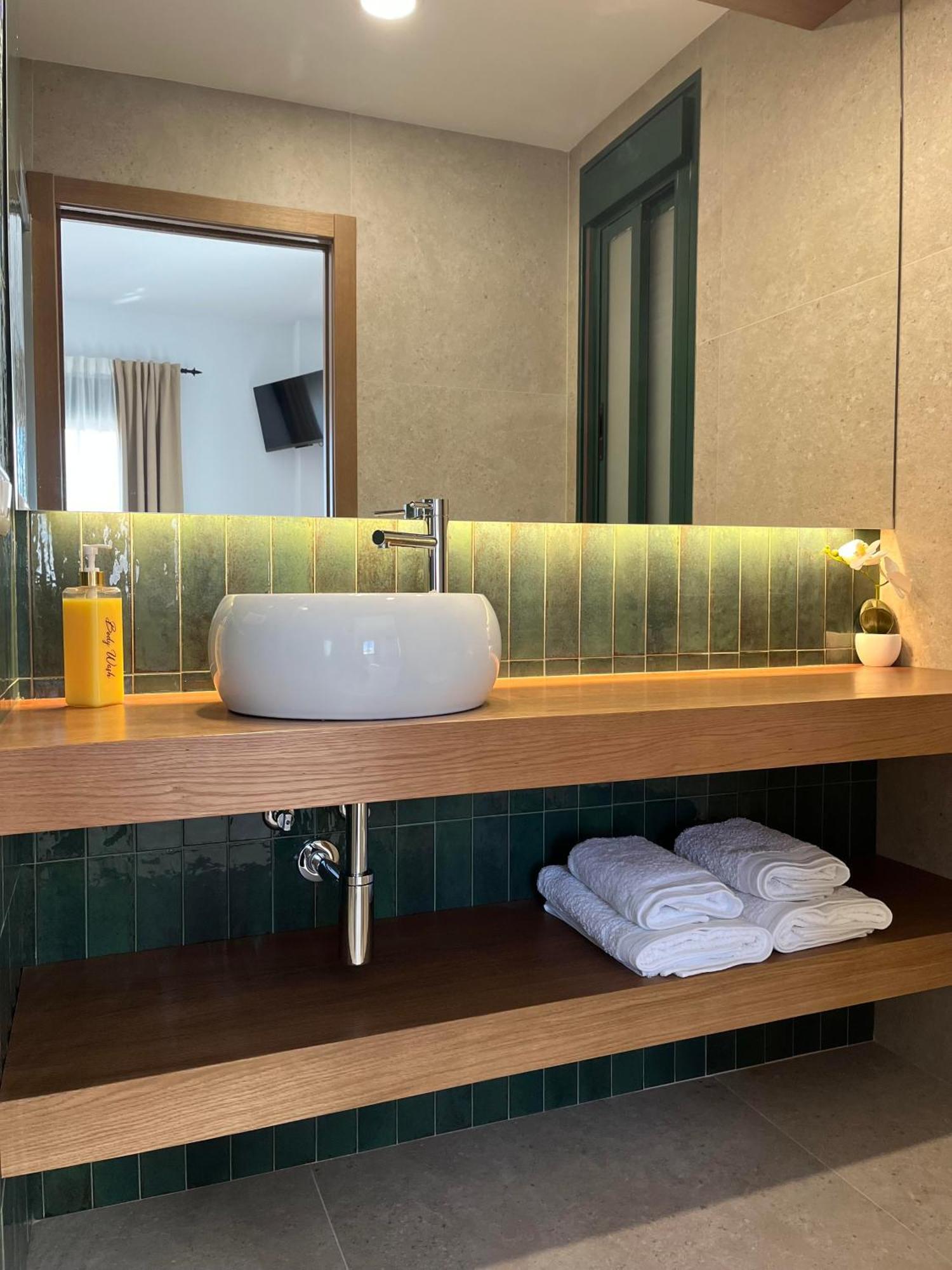 Hostal Parador De Los Llanos Torreorgaz Εξωτερικό φωτογραφία