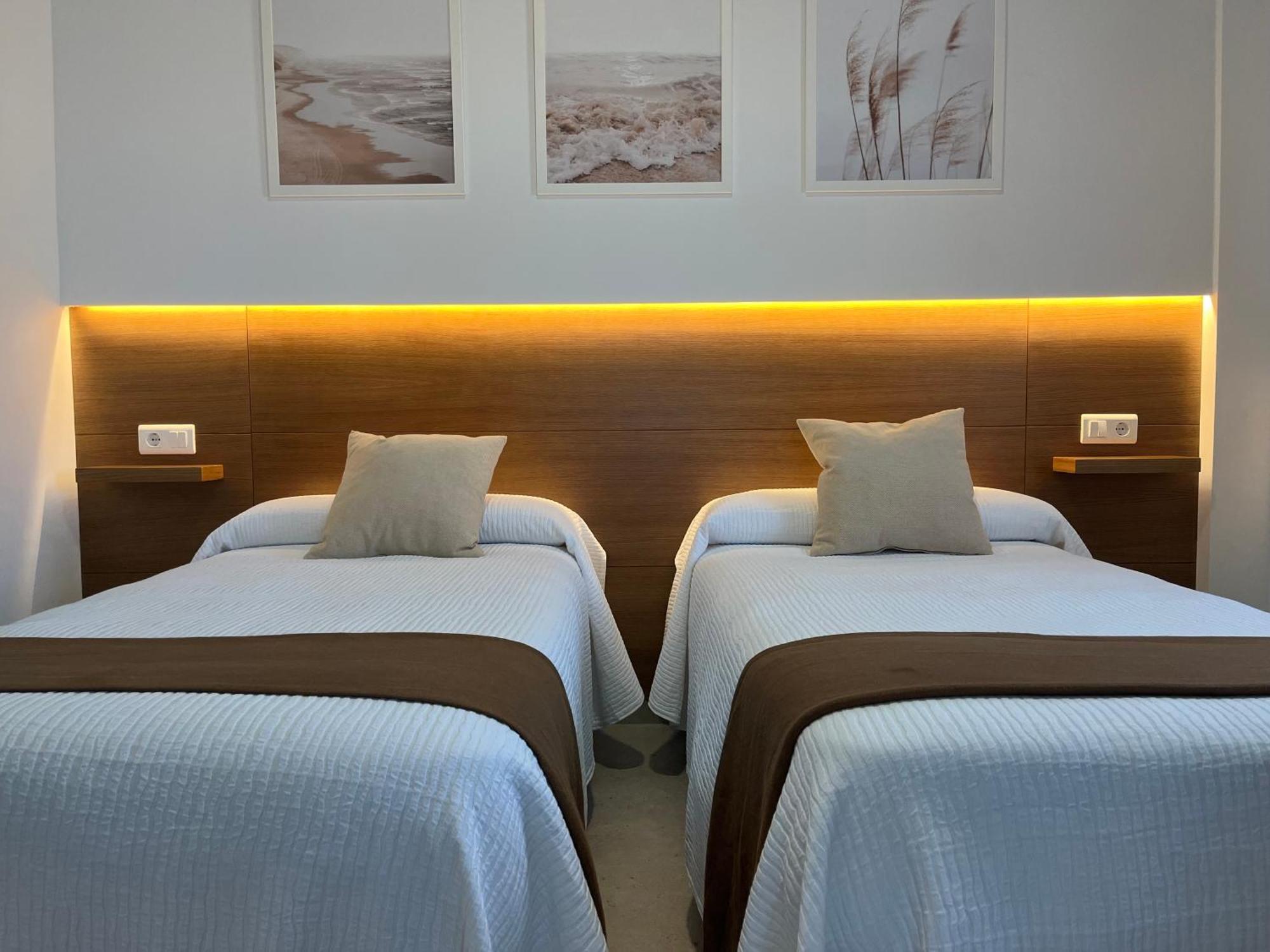 Hostal Parador De Los Llanos Torreorgaz Εξωτερικό φωτογραφία